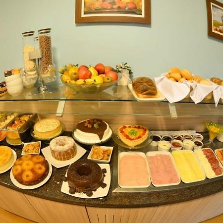 Hotel Pousada Bacanas Aparecida (Sao Paulo) Ngoại thất bức ảnh